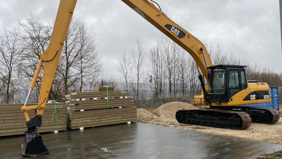 wynajem koparek długoramiennych